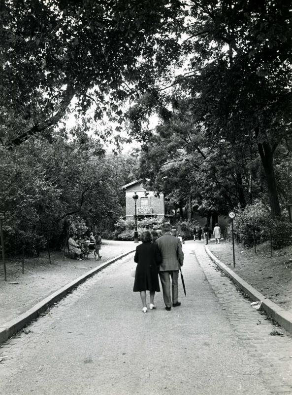 RIZ Jean-Charles : Les Buttes Chaumont / circa 1980 | Cliquer ici pour revenir à la page précédente