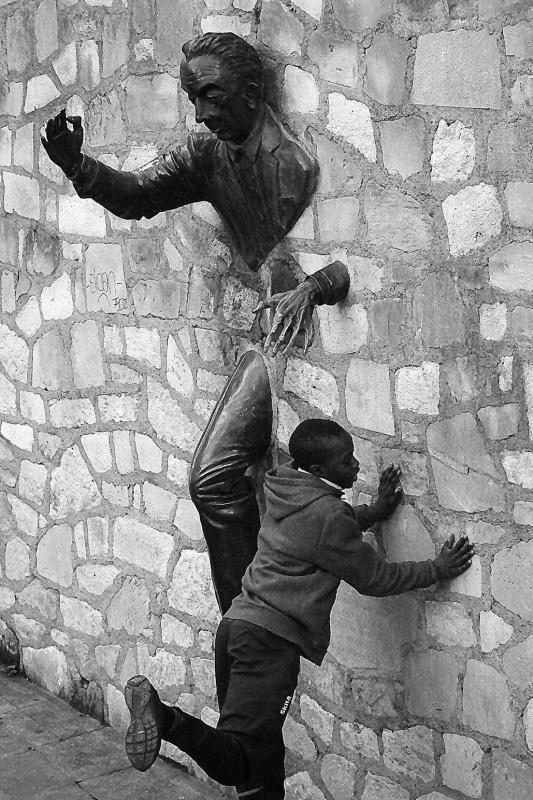 Le passe muraille par LASCEAUX  * Cliquer pour agrandir / Click for enlarge